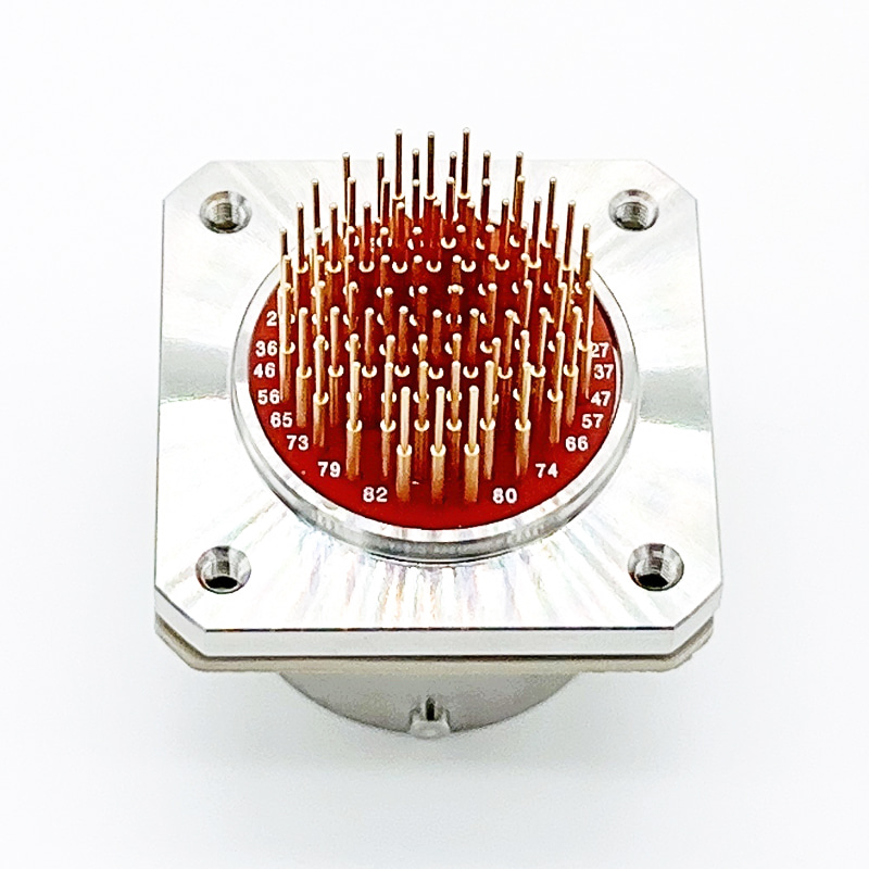 XC158B-30F82Z1DP13W